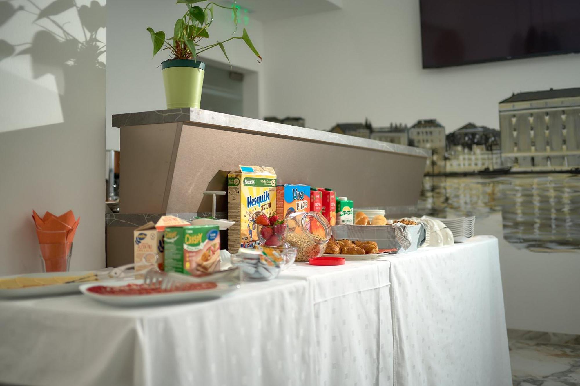 Apartment Znjan